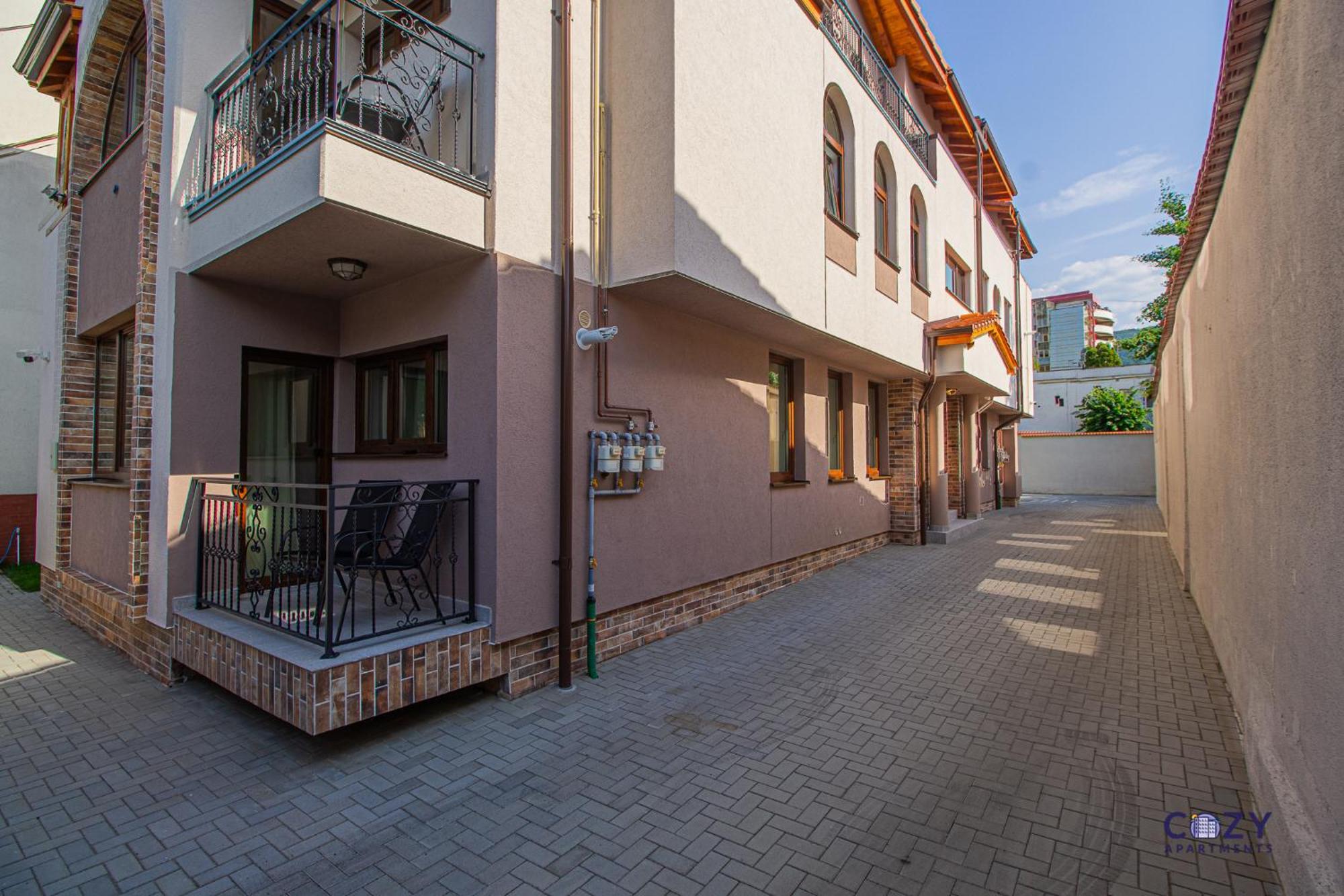 Cozy Brand New Boutique Aparthotel Braşov Eksteriør billede
