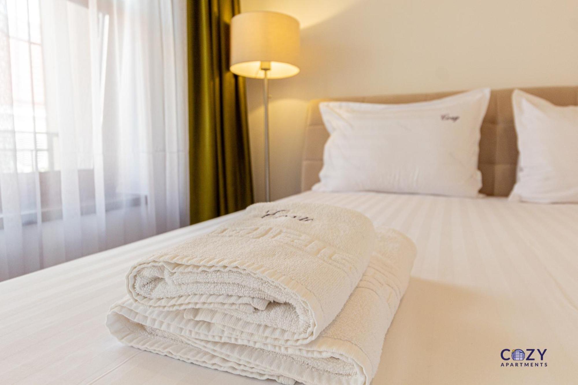 Cozy Brand New Boutique Aparthotel Braşov Eksteriør billede