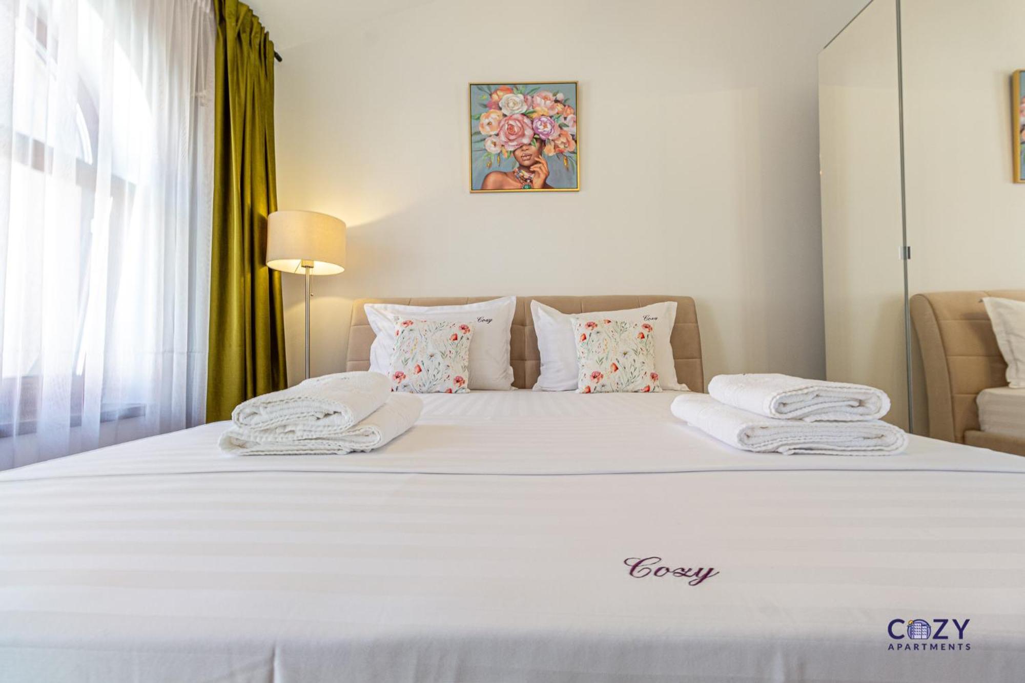 Cozy Brand New Boutique Aparthotel Braşov Eksteriør billede